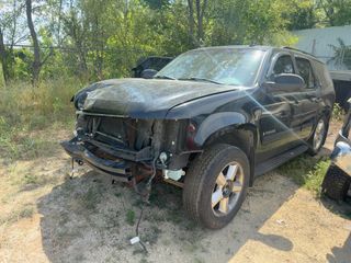 2007 Chevrolet Tahoe V6 - Primary Damage Right Image